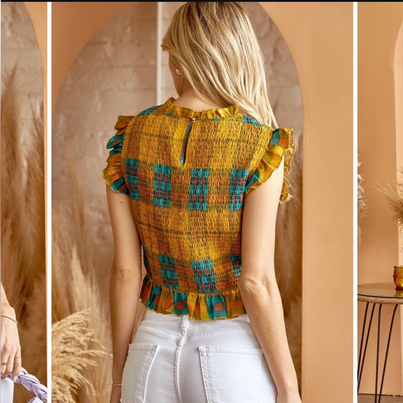 Andree by Unit Marley Mock Neck Smocked Top Plaid Pattern Yellow Blue Cropped M - Picture 3 of 13